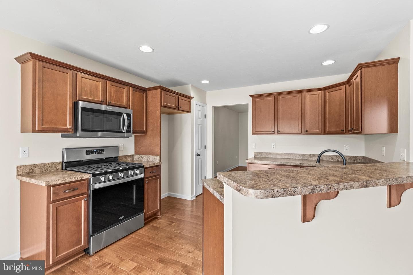 249 Hemlock Drive photo 10