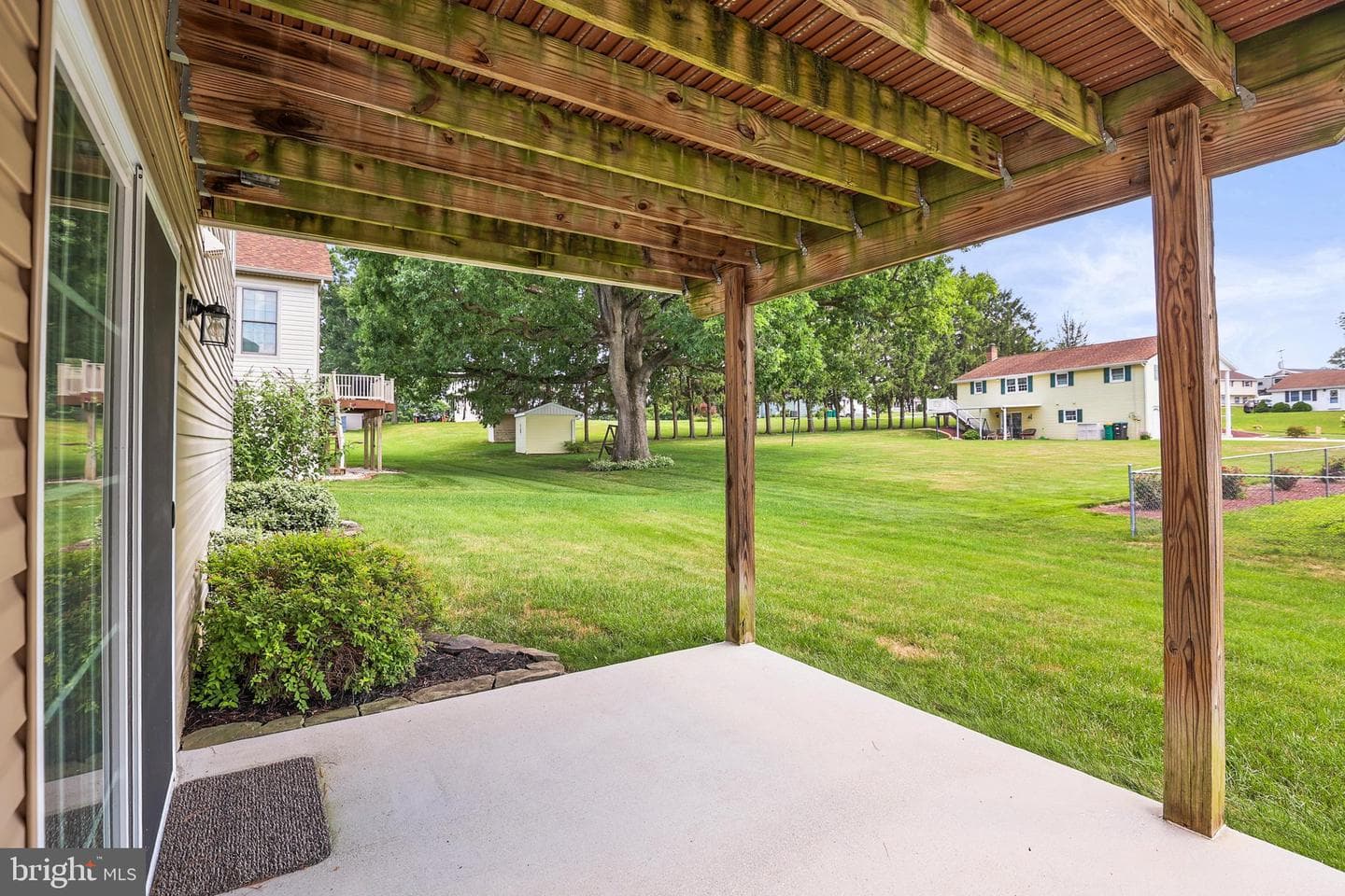 249 Hemlock Drive photo 31