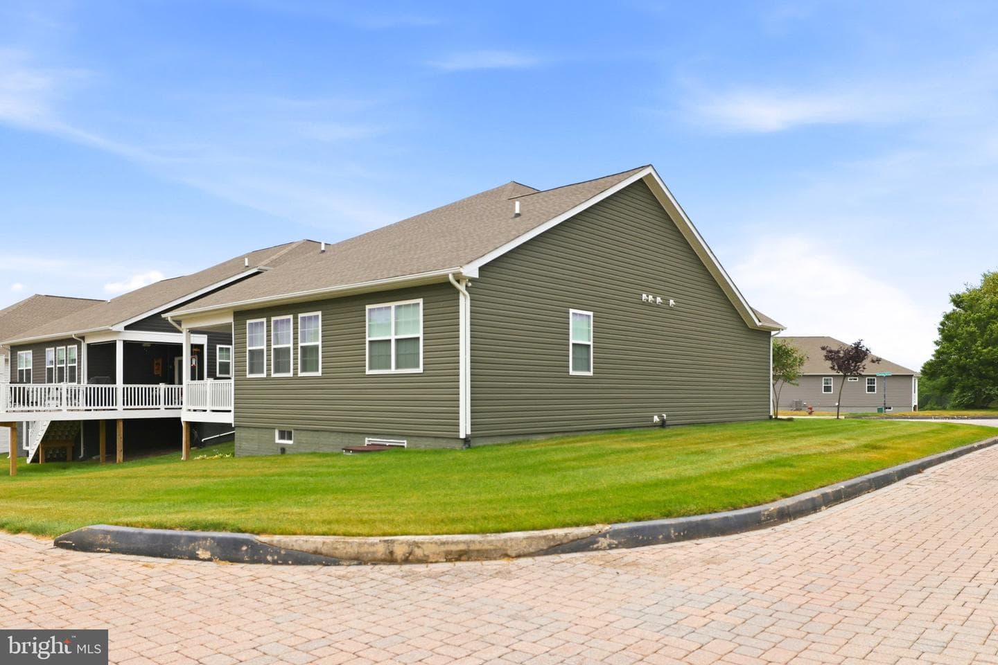 2 Charles Drive photo 85