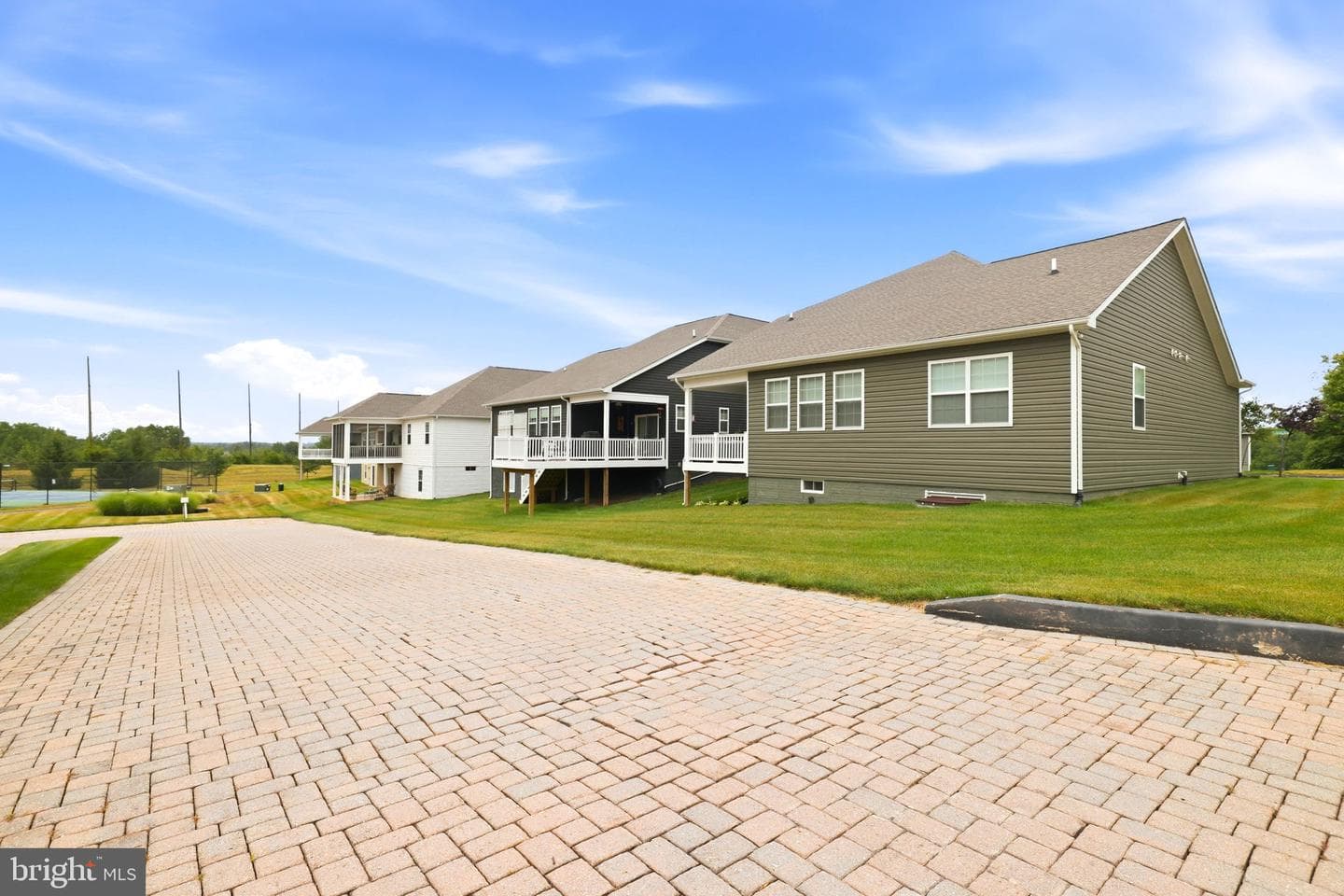 2 Charles Drive photo 87