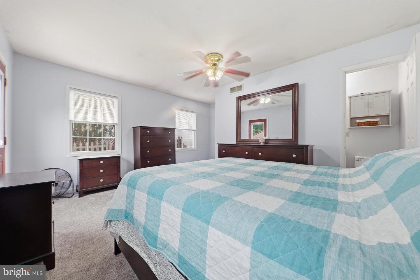 16 E Lakeview Drive photo 13