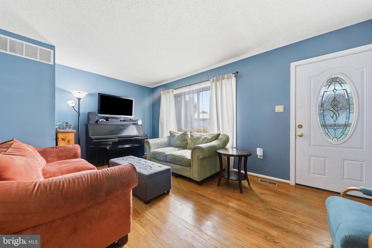16 E Lakeview Drive photo 4