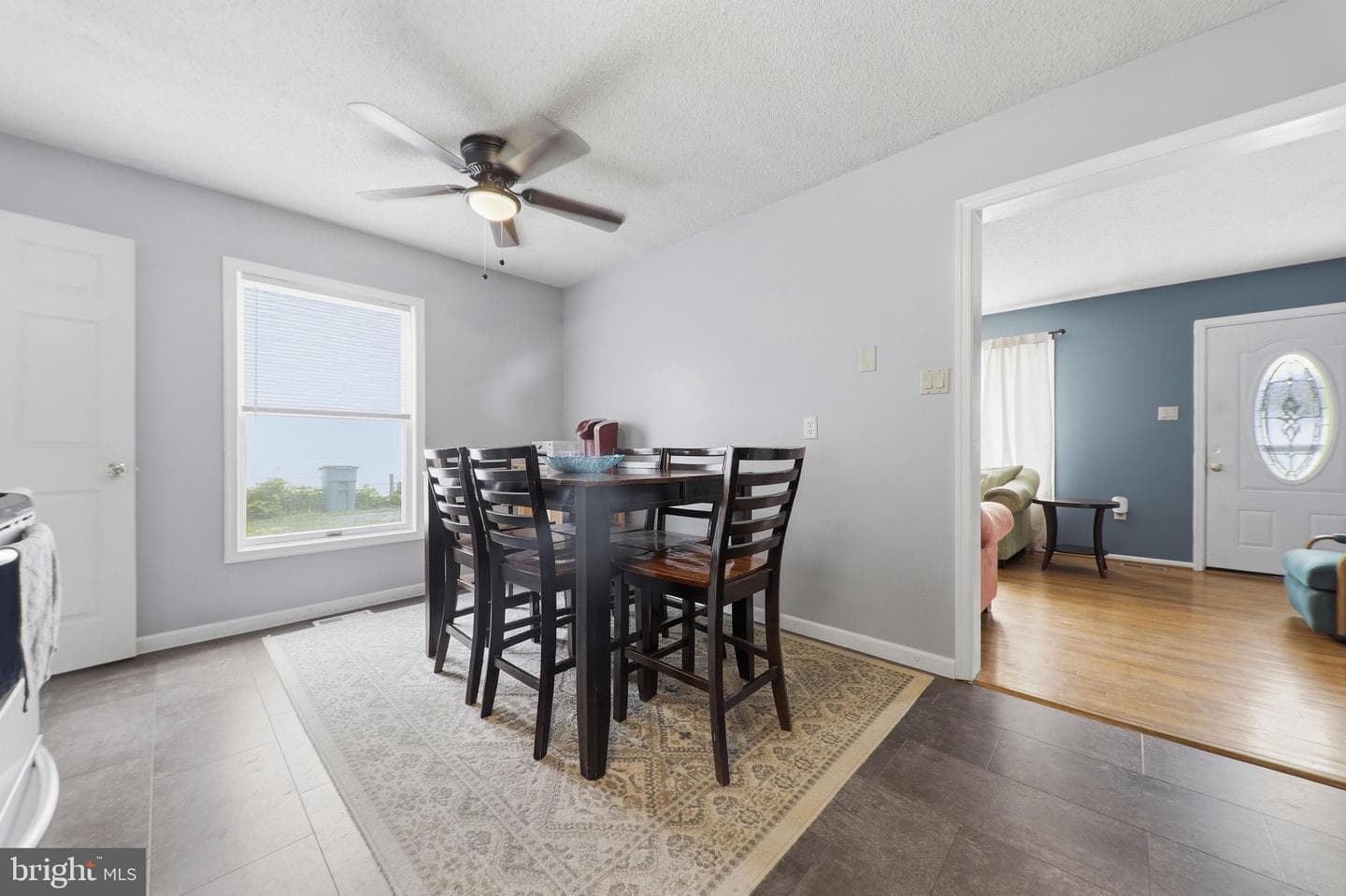 16 E Lakeview Drive photo 8