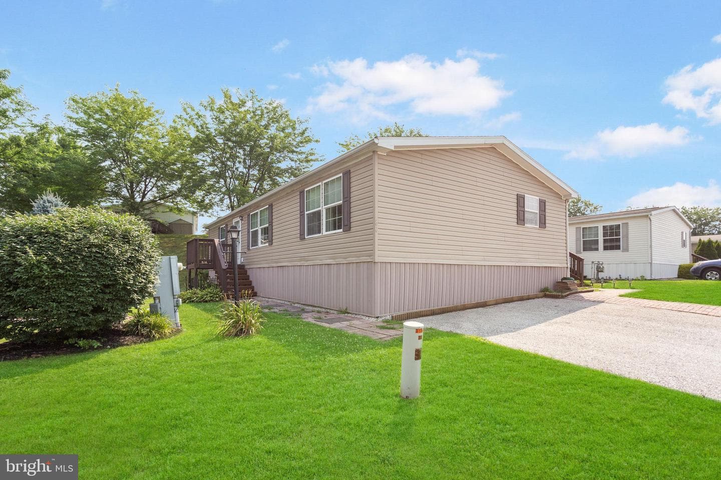 60 Broadwing Drive photo 1