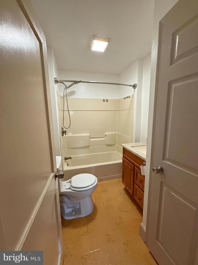 16 Pleasant Street photo 10