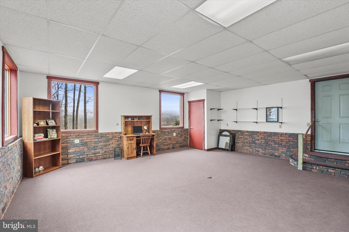 5285 Oxford Road photo 17