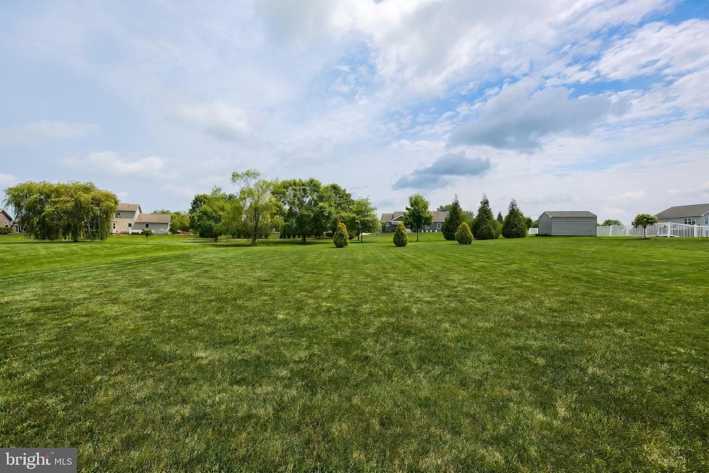 15 Onyx Road photo 10