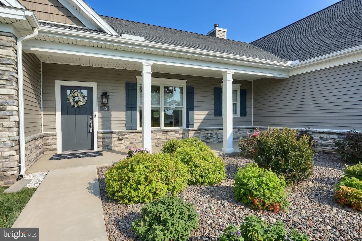 15 Onyx Road photo 13