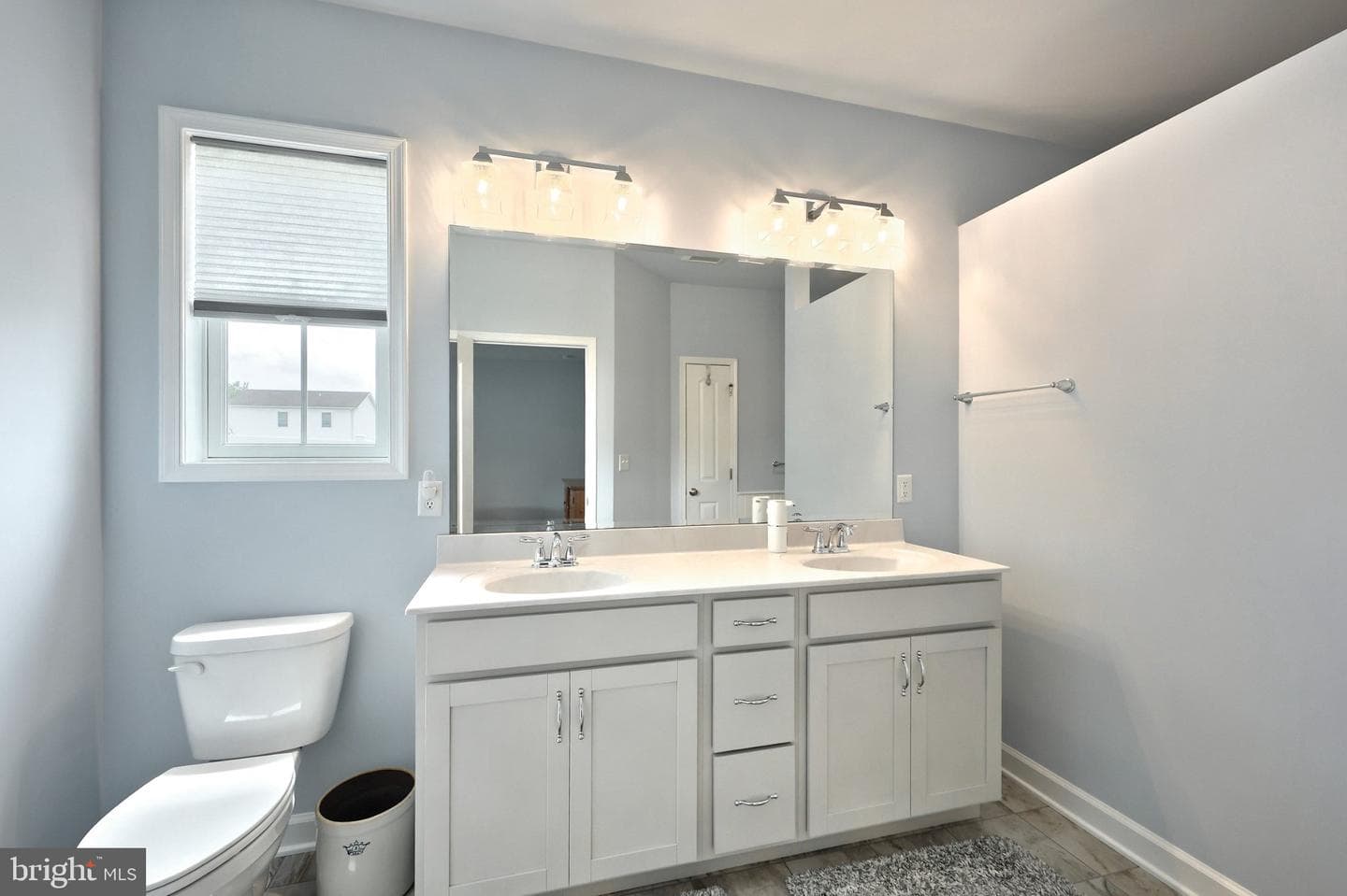15 Onyx Road photo 28