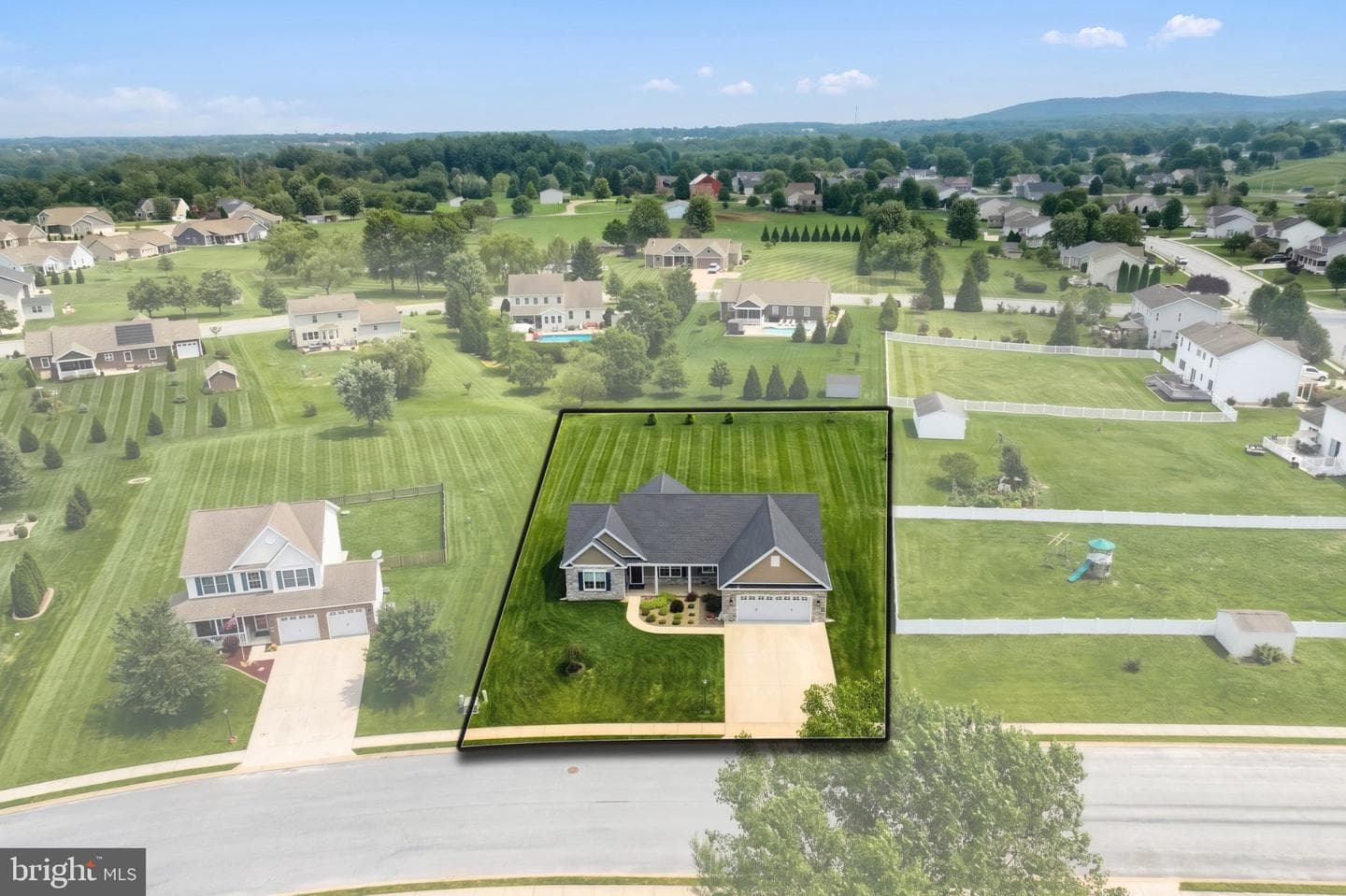 15 Onyx Road photo 6