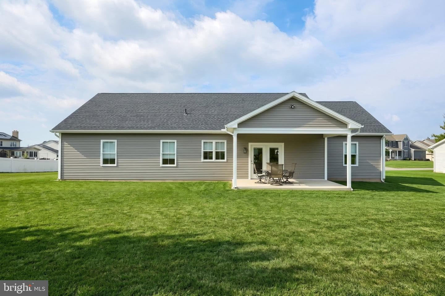 15 Onyx Road photo 8