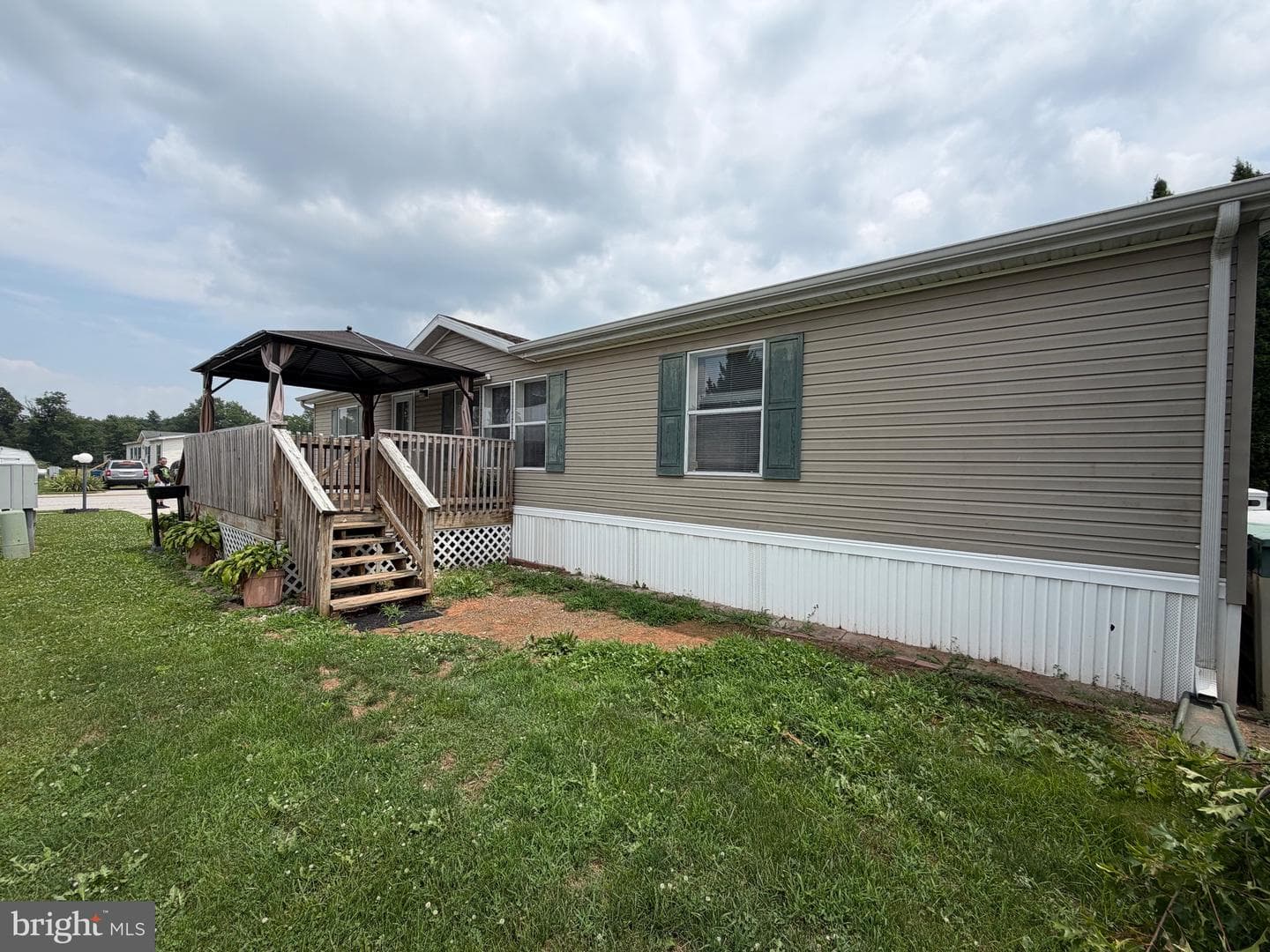29 Hampshire Drive photo 2