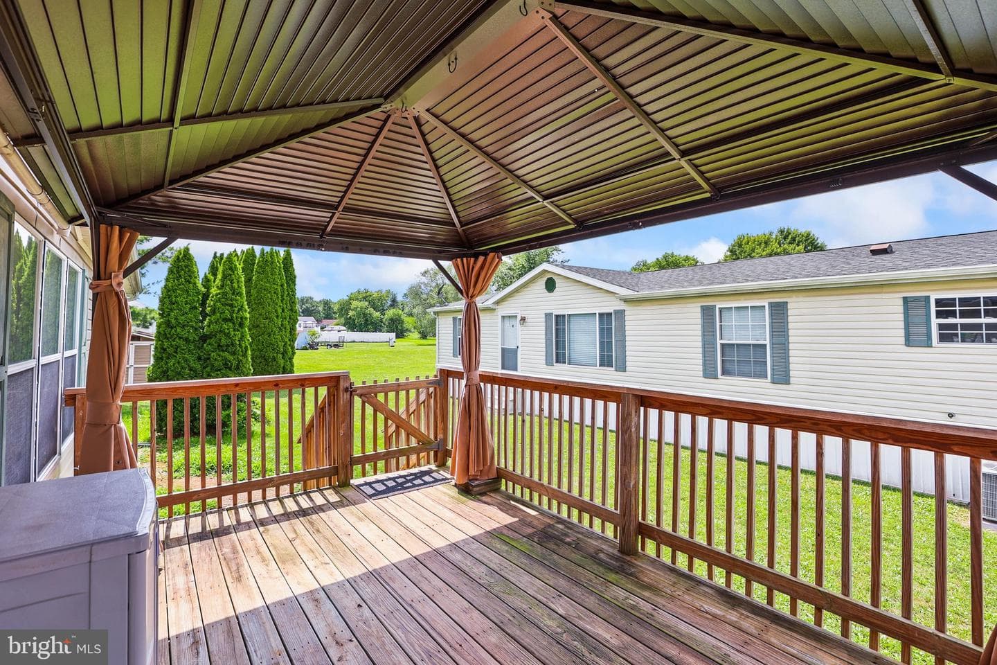 29 Hampshire Drive photo 4