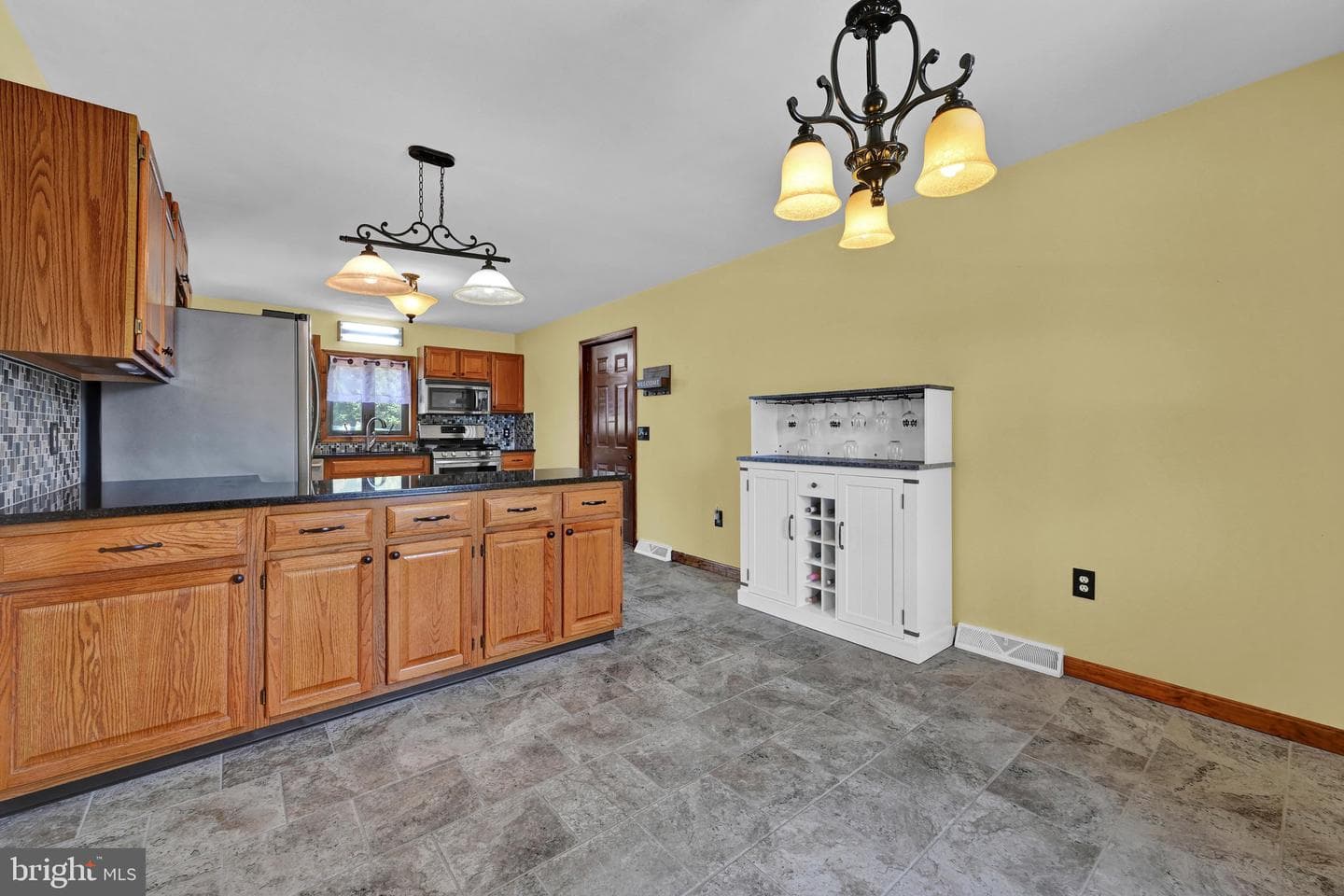 31 Seneca Drive photo 10