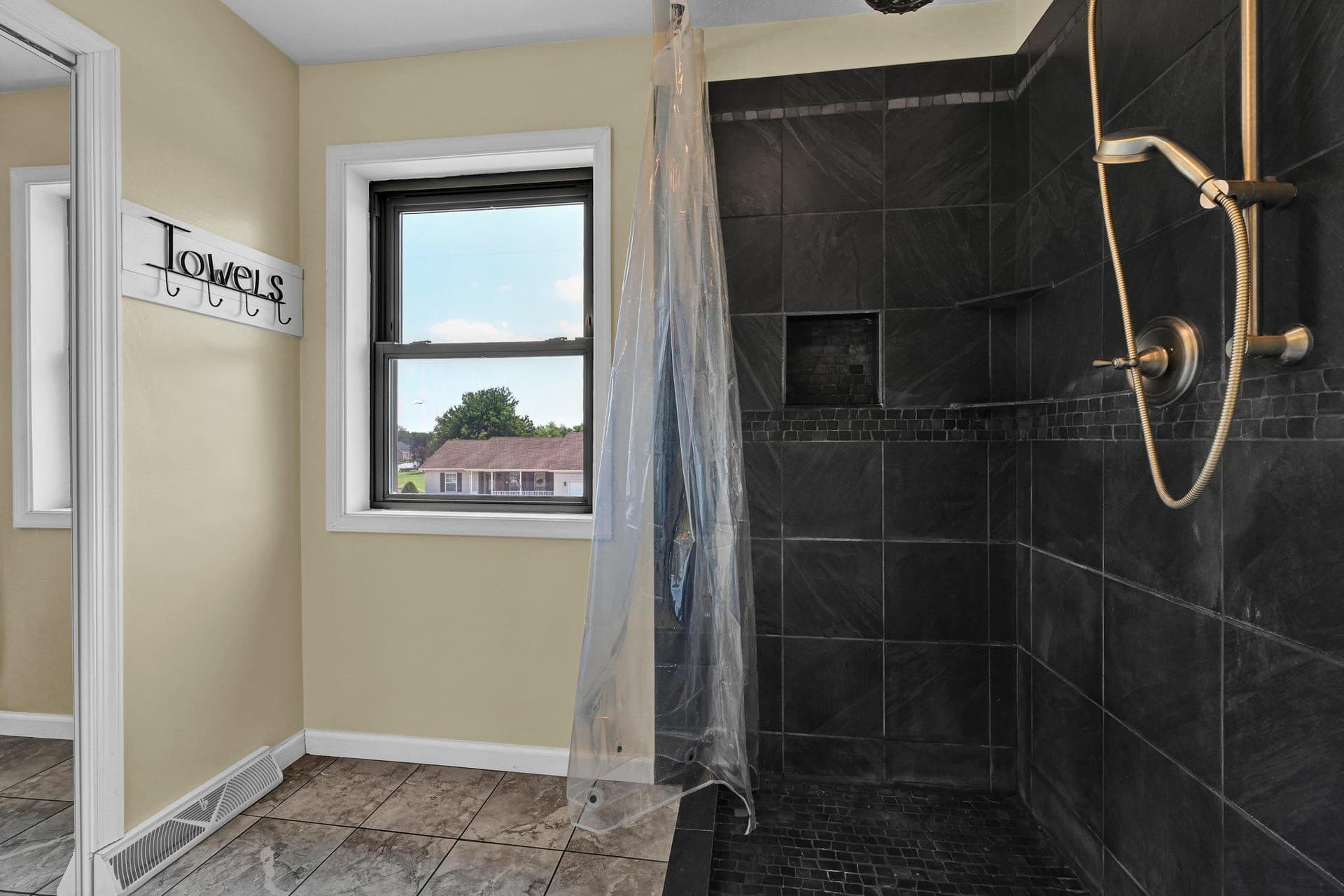 31 Seneca Drive photo 15