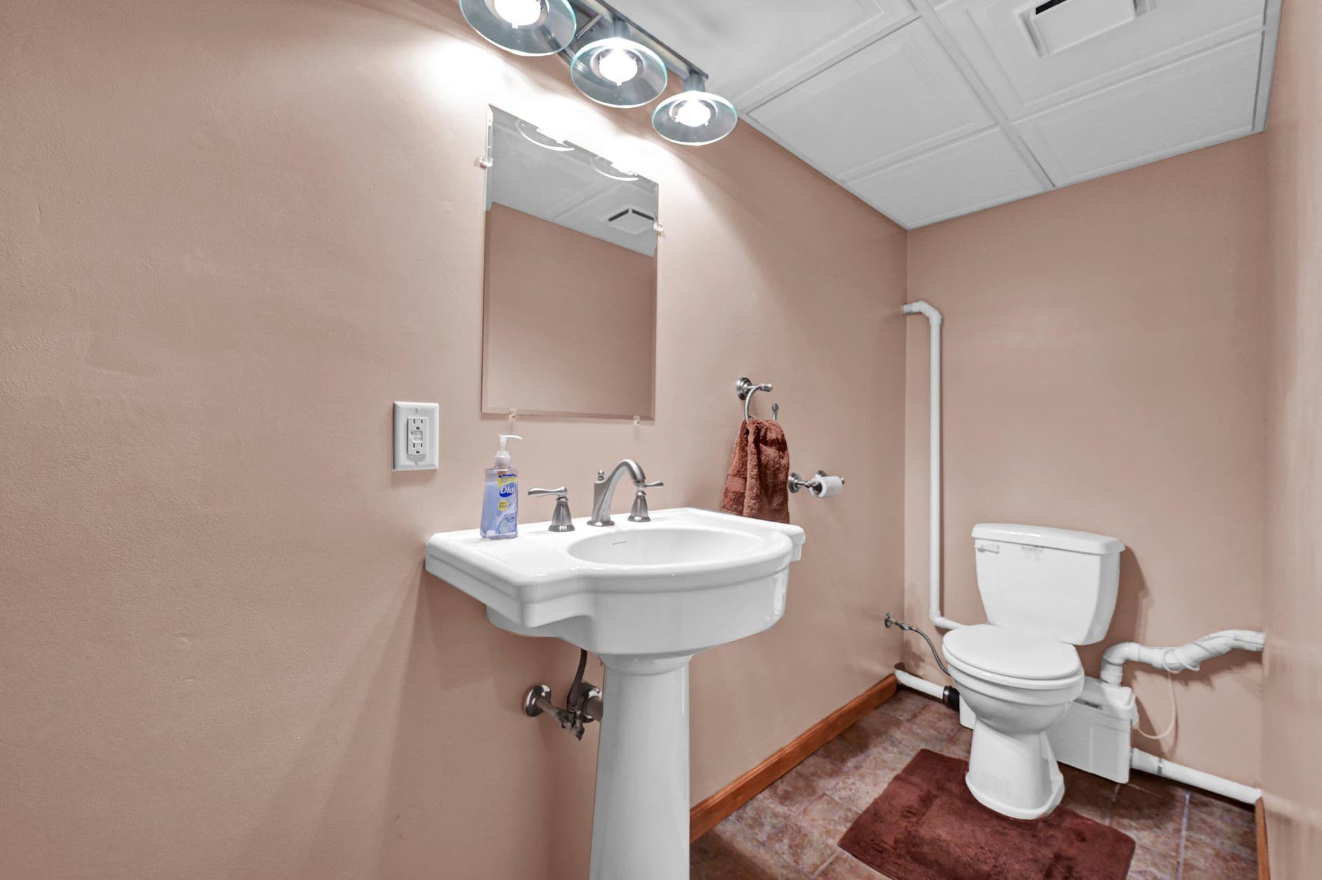 31 Seneca Drive photo 26