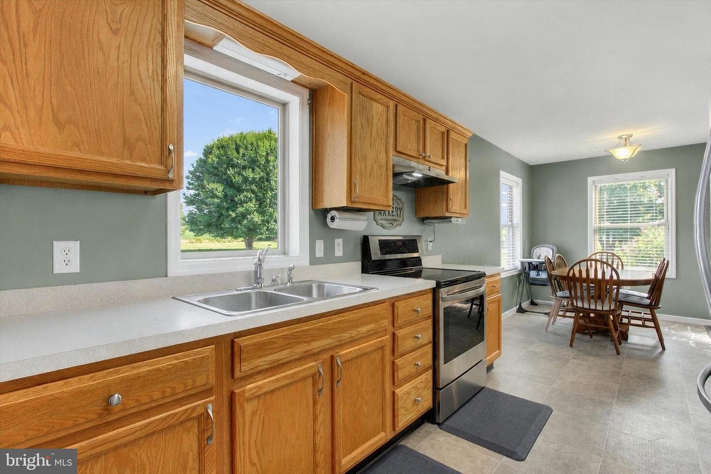 1017 Railroad Lane photo 14