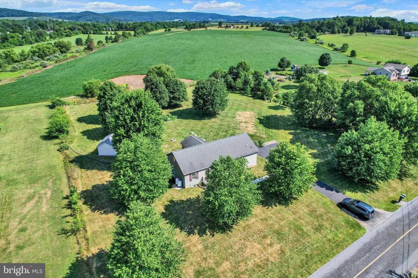 1017 Railroad Lane photo 32