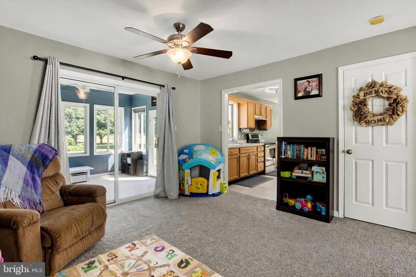 1017 Railroad Lane photo 8