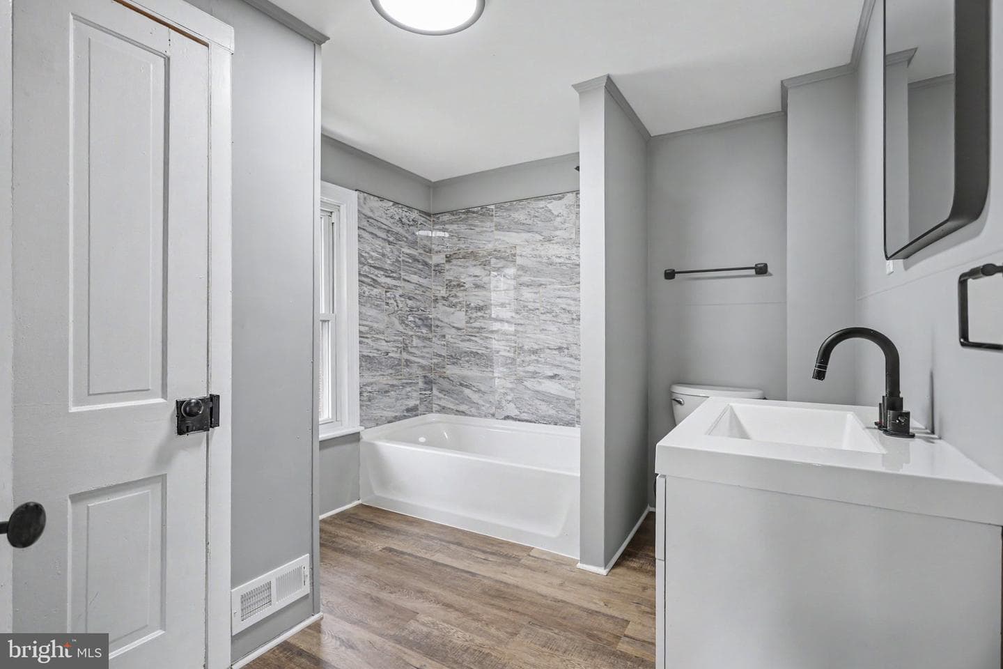 613 Third Street photo 8