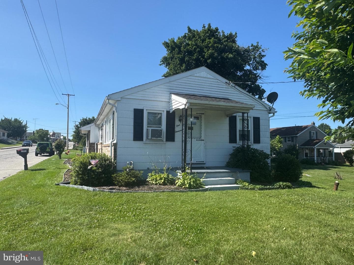 1000 W Elm Avenue photo 4