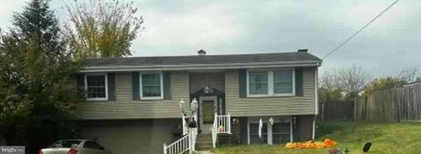 102 Narragansett Drive photo 1