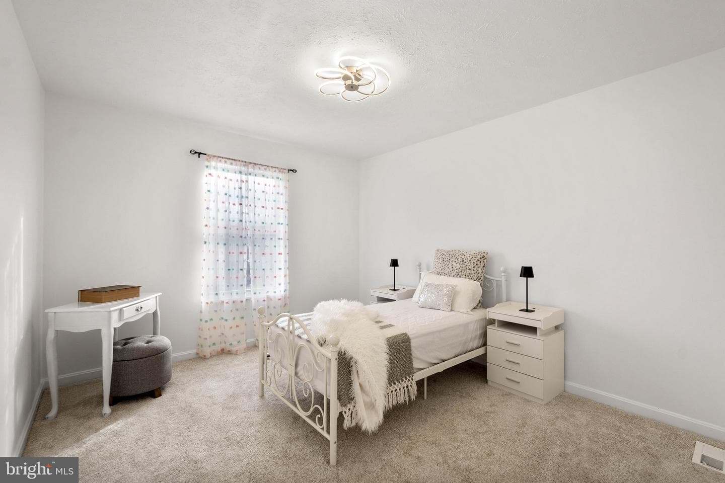 1233 Woodhill Drive photo 34