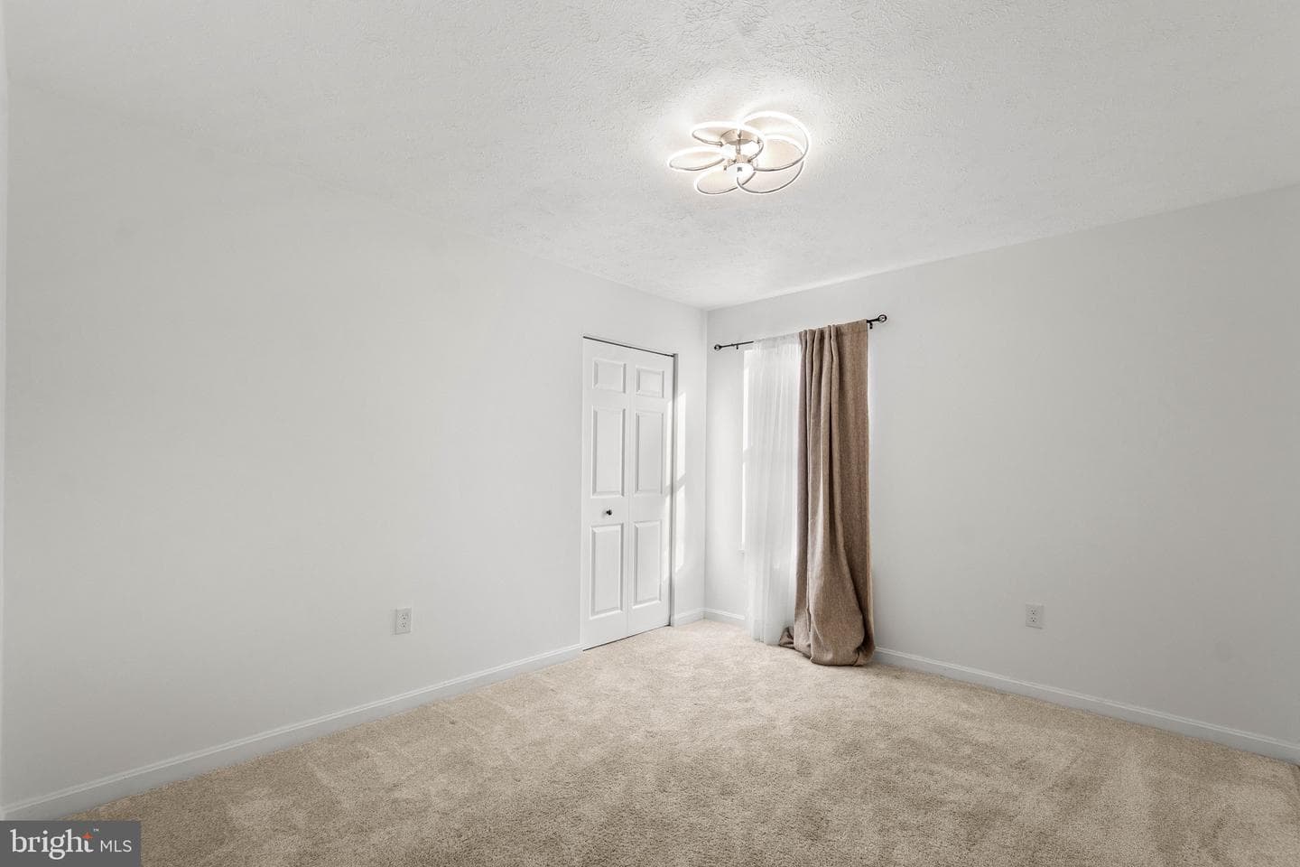 1233 Woodhill Drive photo 38