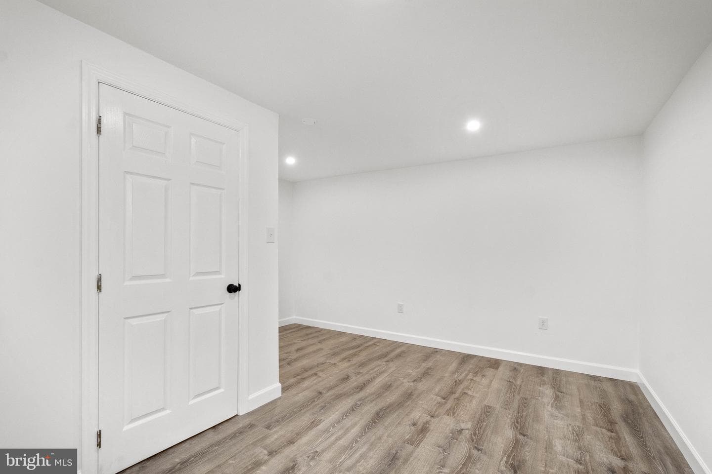 1233 Woodhill Drive photo 41