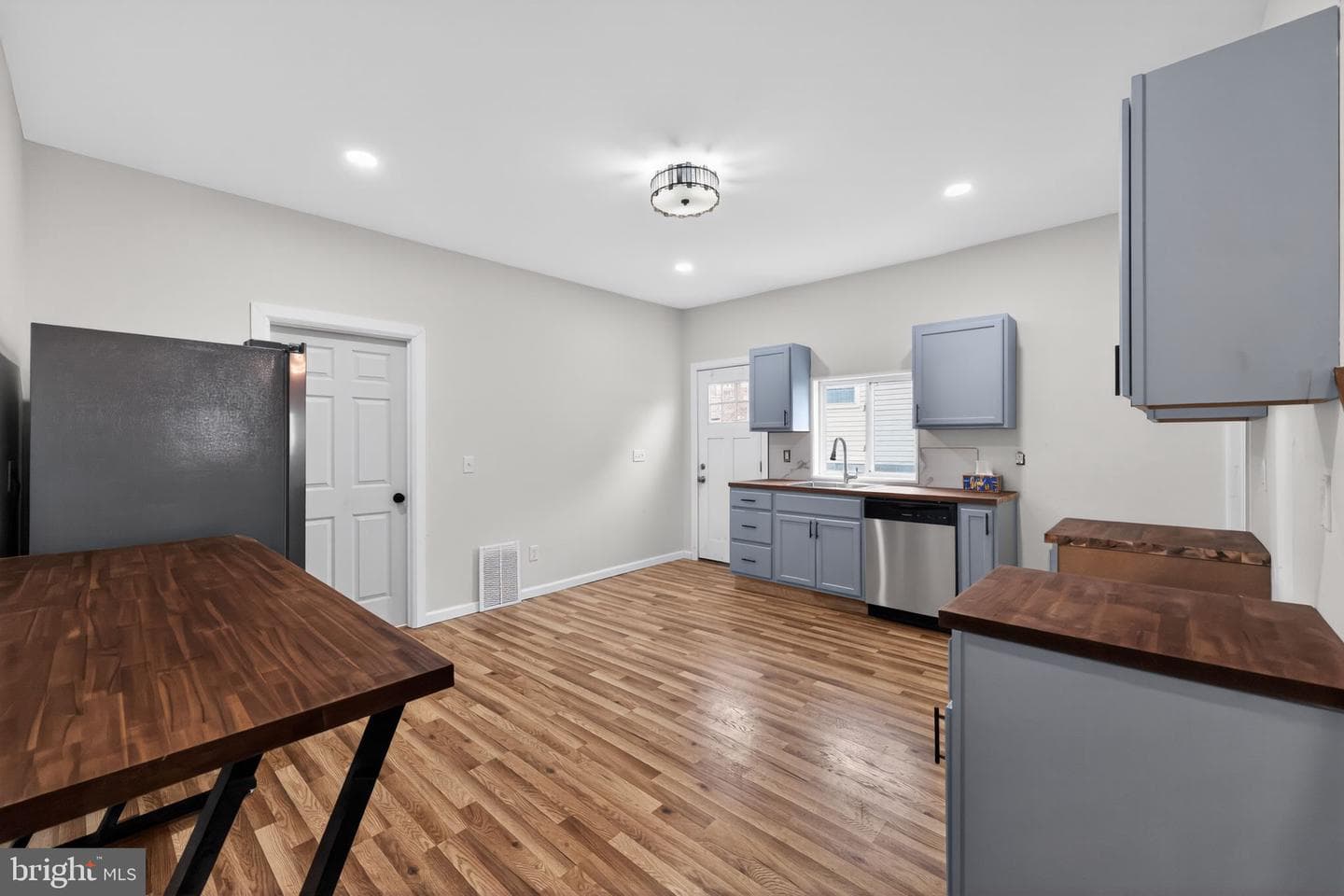 419 29th Street photo 4