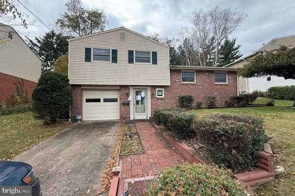 4913 Havana Street, Pittsburgh