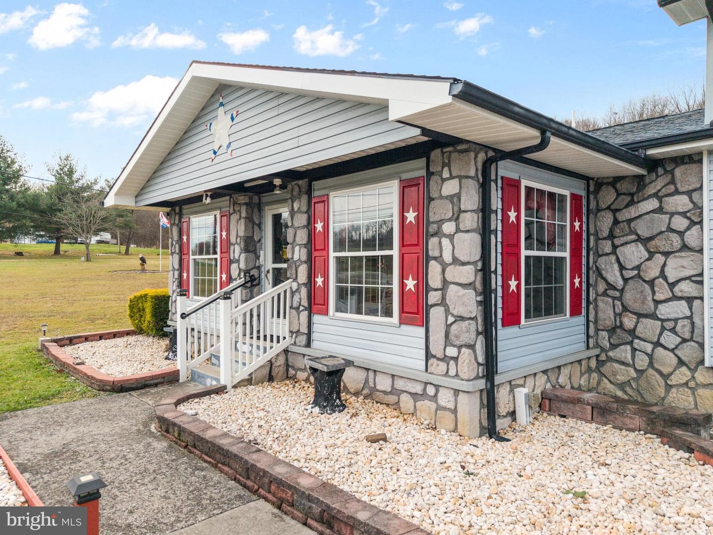 3301 Raystown Road photo 3