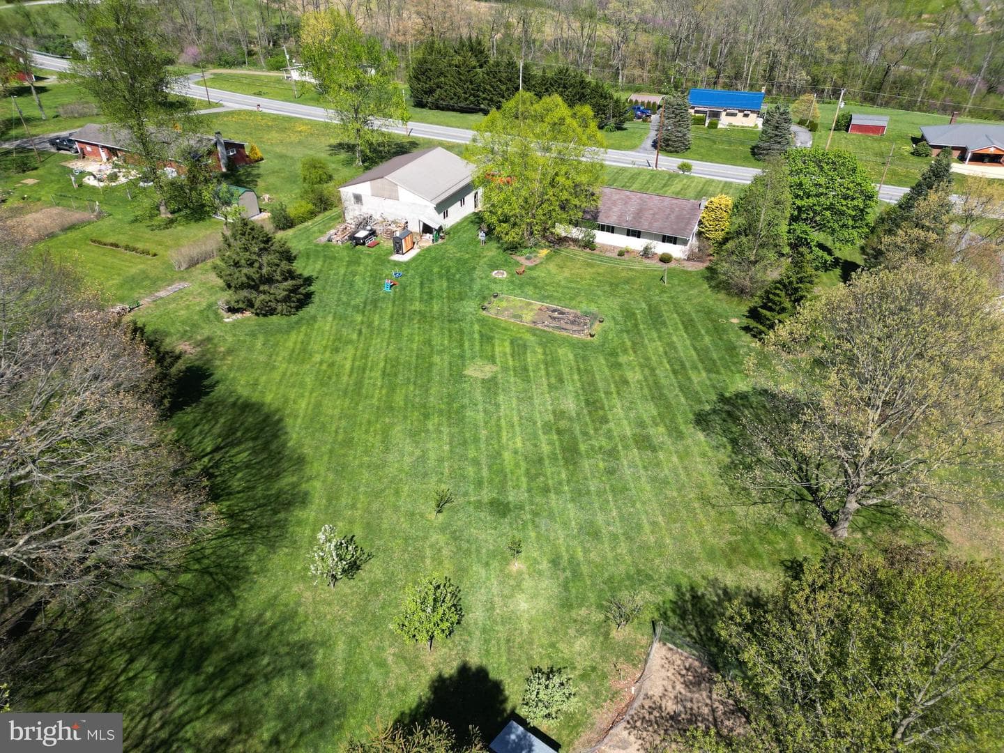 2995 Raystown Road photo 46