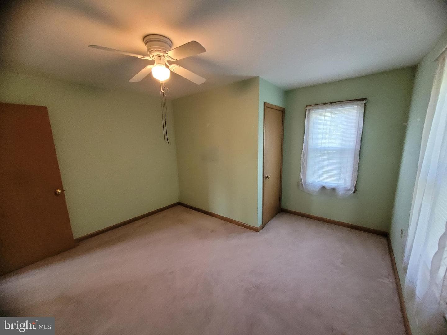 155 Hyndman Rd photo 26