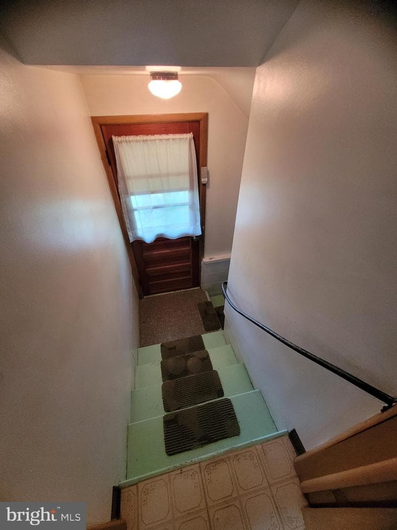 155 Hyndman Rd photo 29