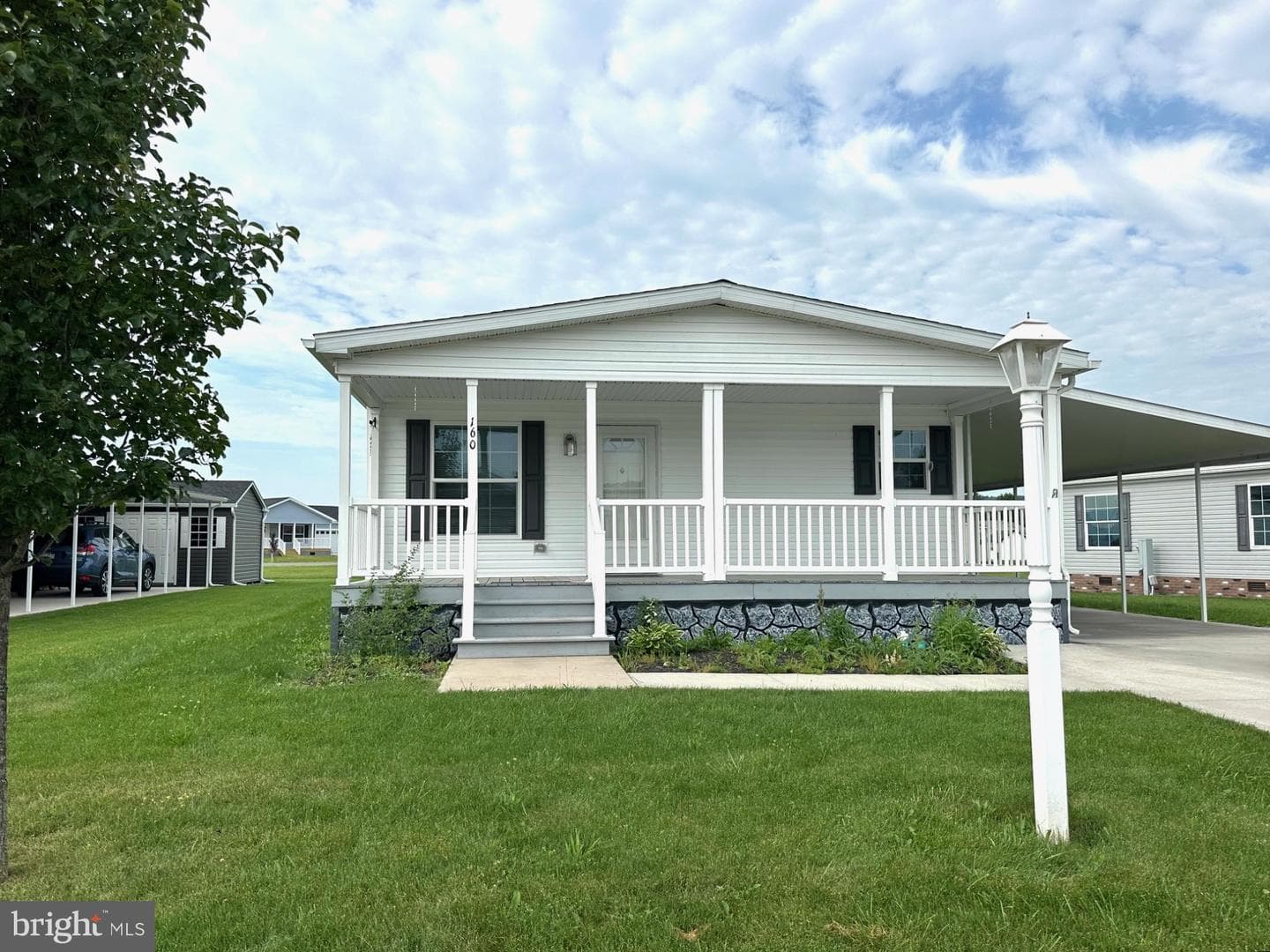 160 Serenity Circle photo 2