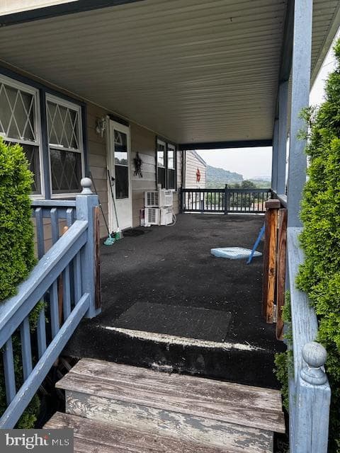303 16th Street photo 8