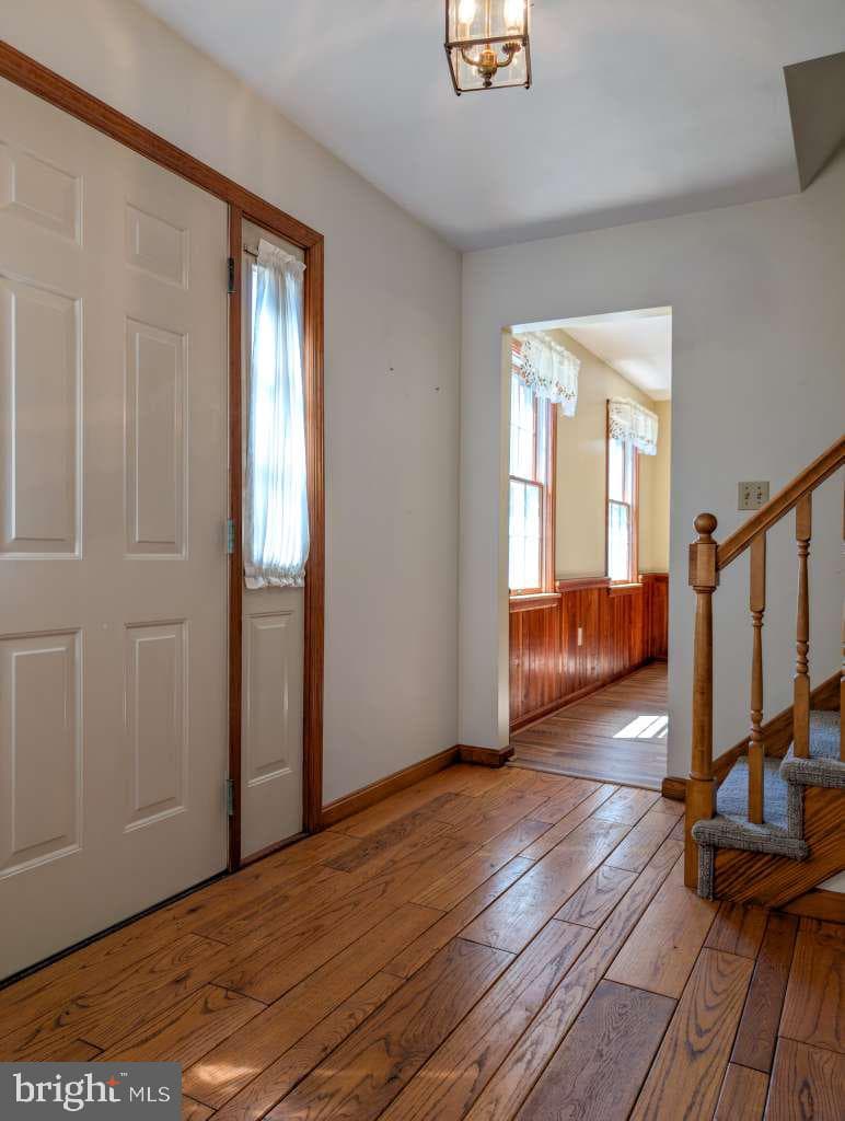 2203 Hinson Road photo 7