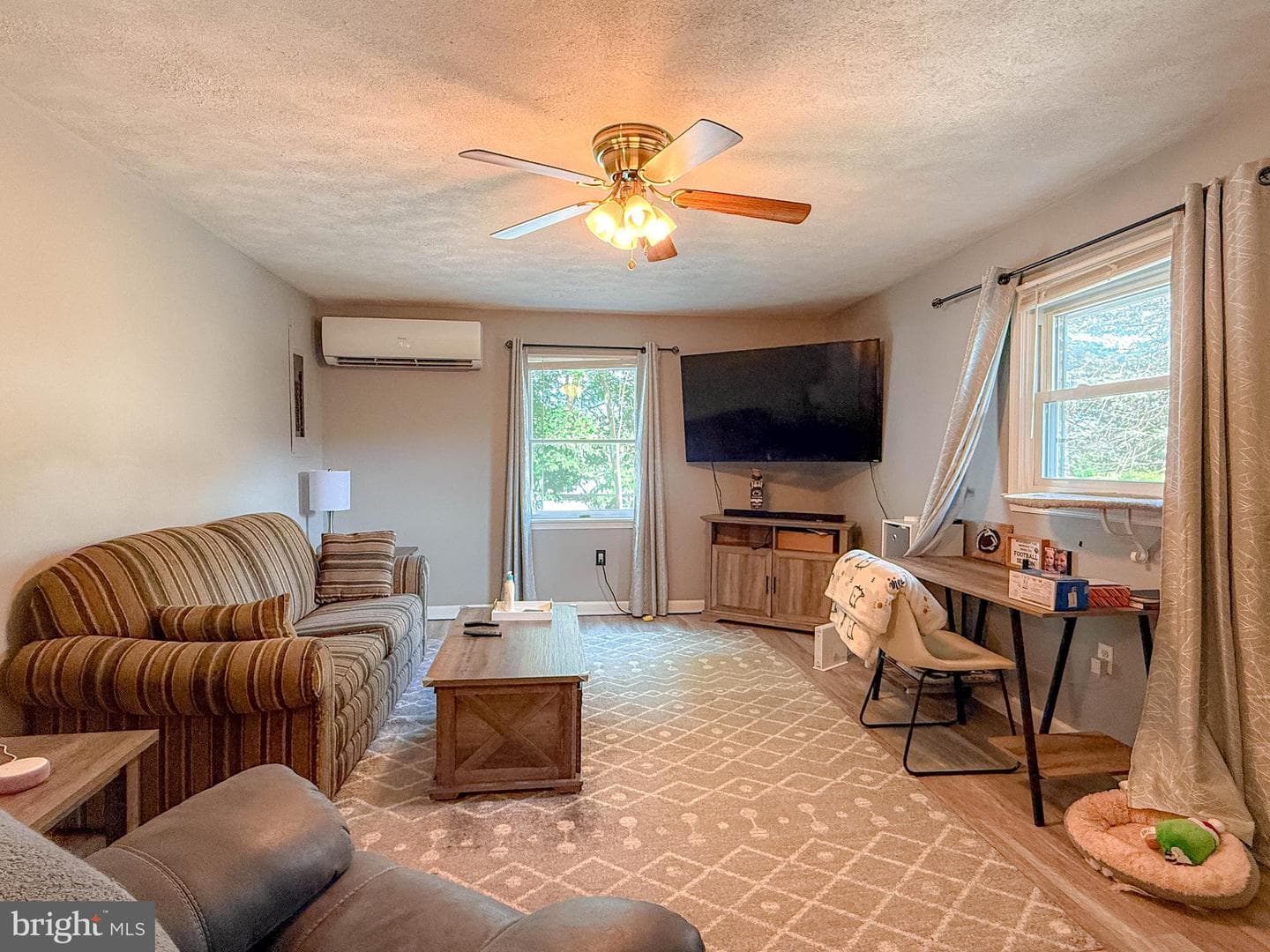680 Barclay Drive photo 25