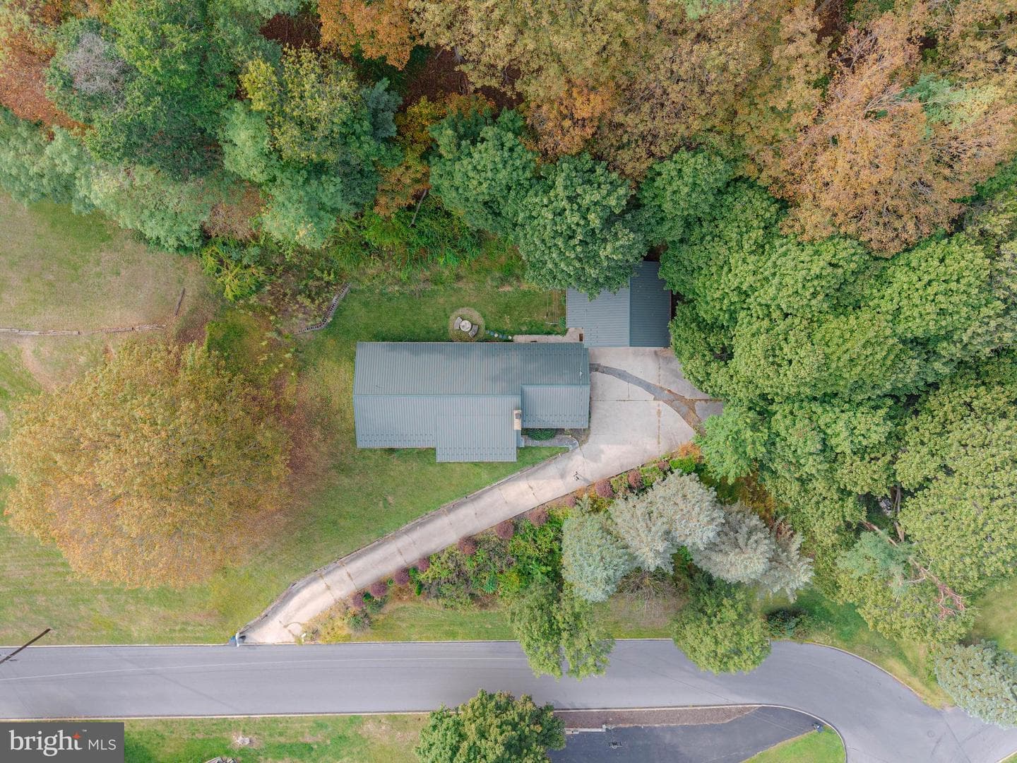 680 Barclay Drive photo 36