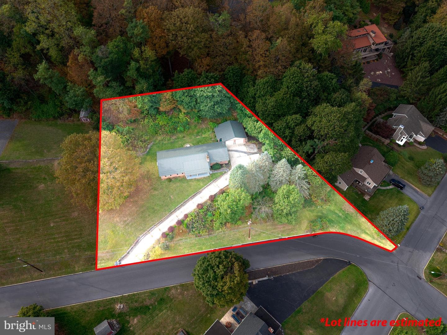 680 Barclay Drive photo 4
