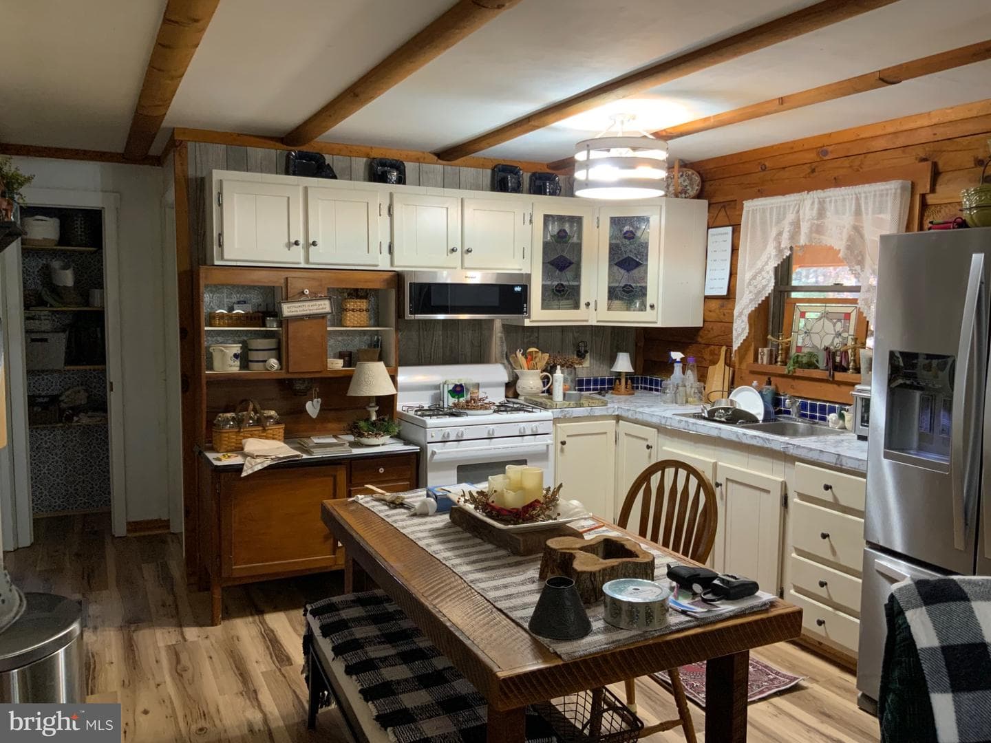 216 Cove Street photo 8