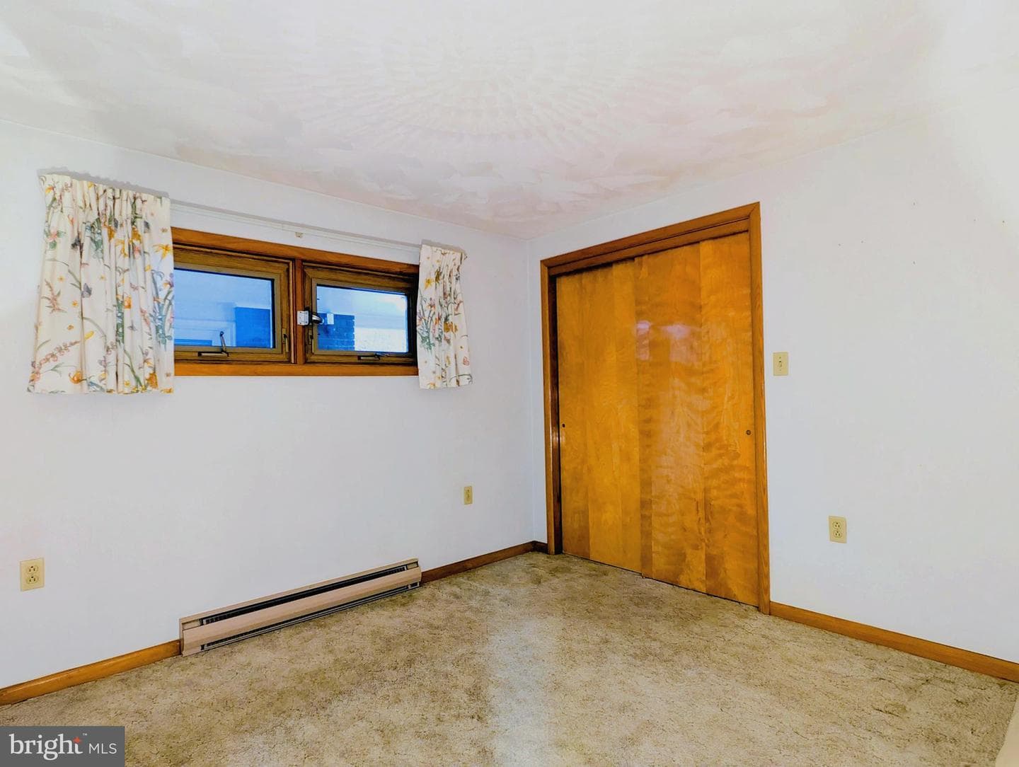 619 N Spring Street photo 10