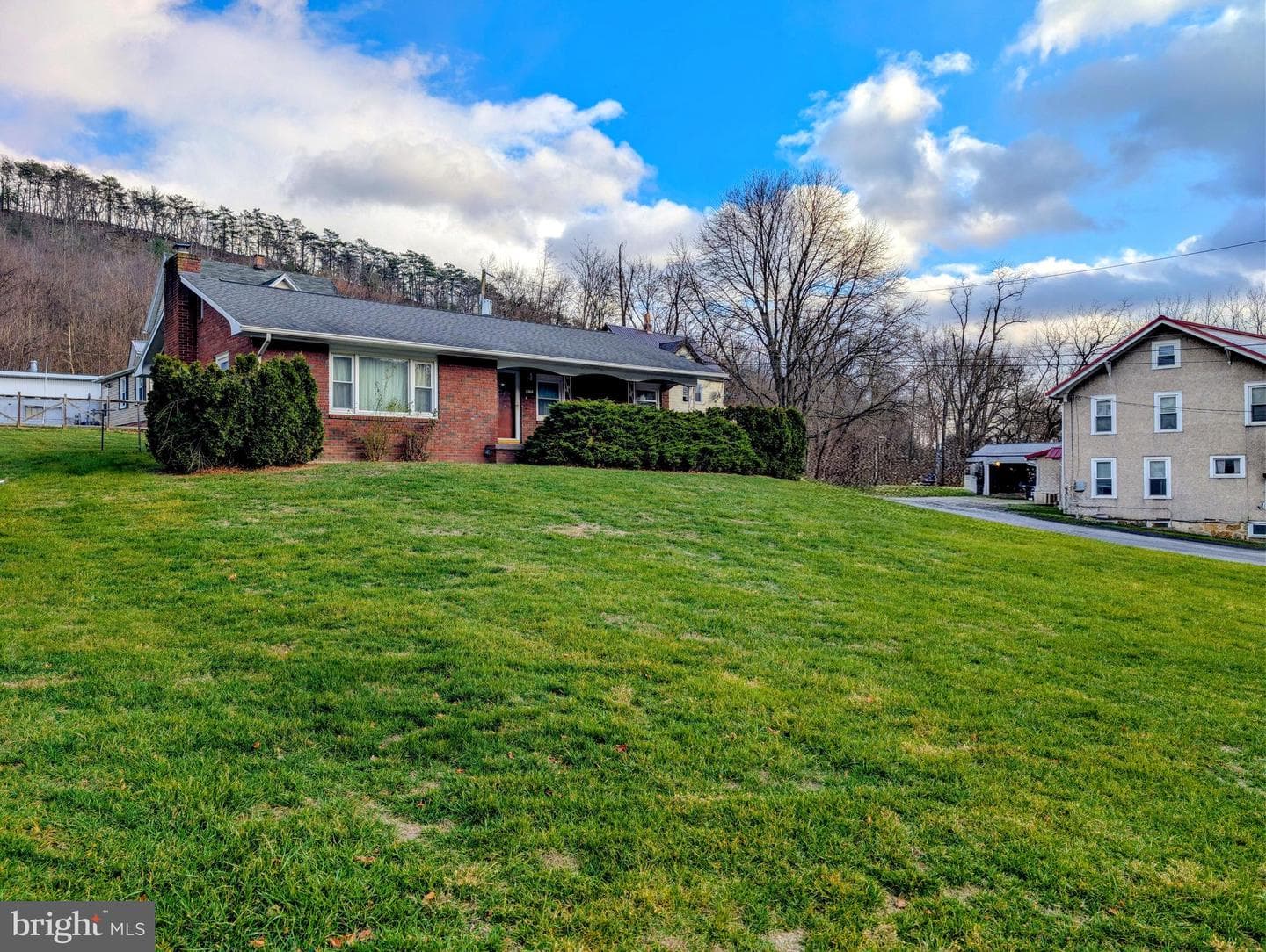 619 N Spring Street photo 20