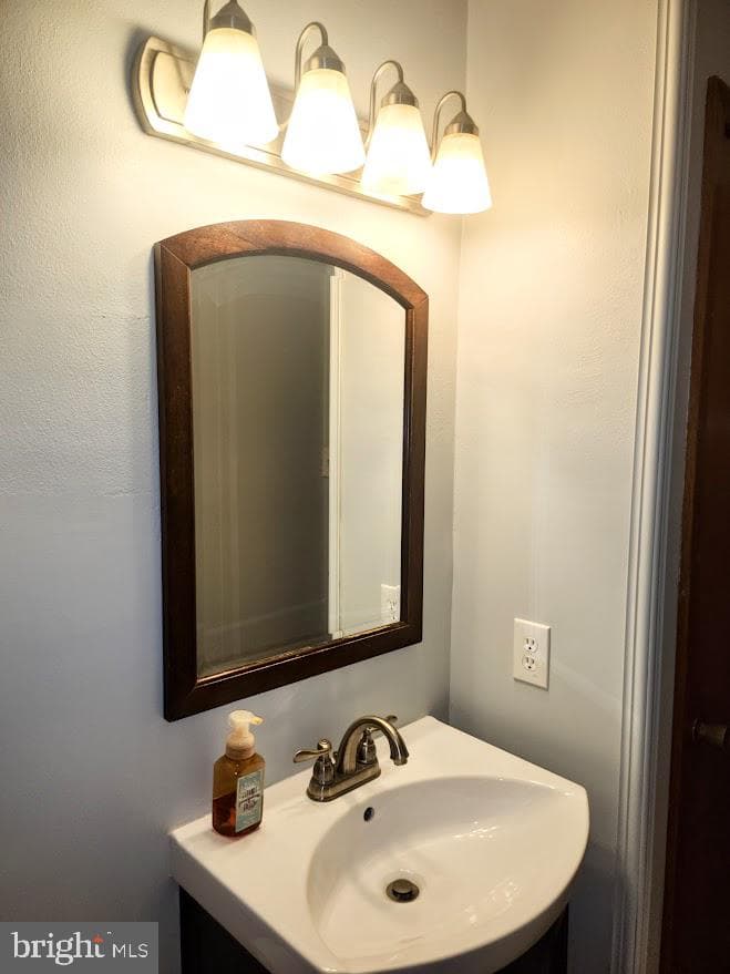 10314 Hyndman Road photo 20