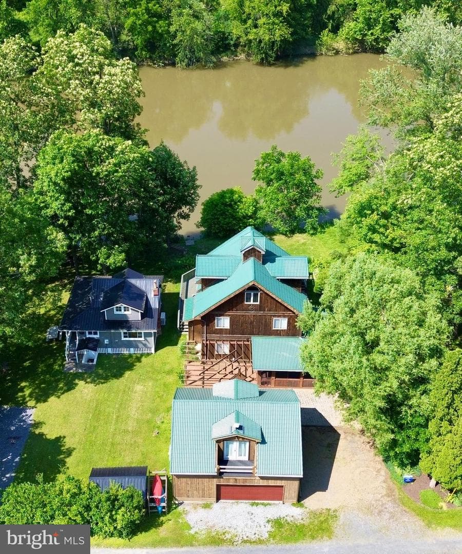 124 Long Bend Beach Road photo 4