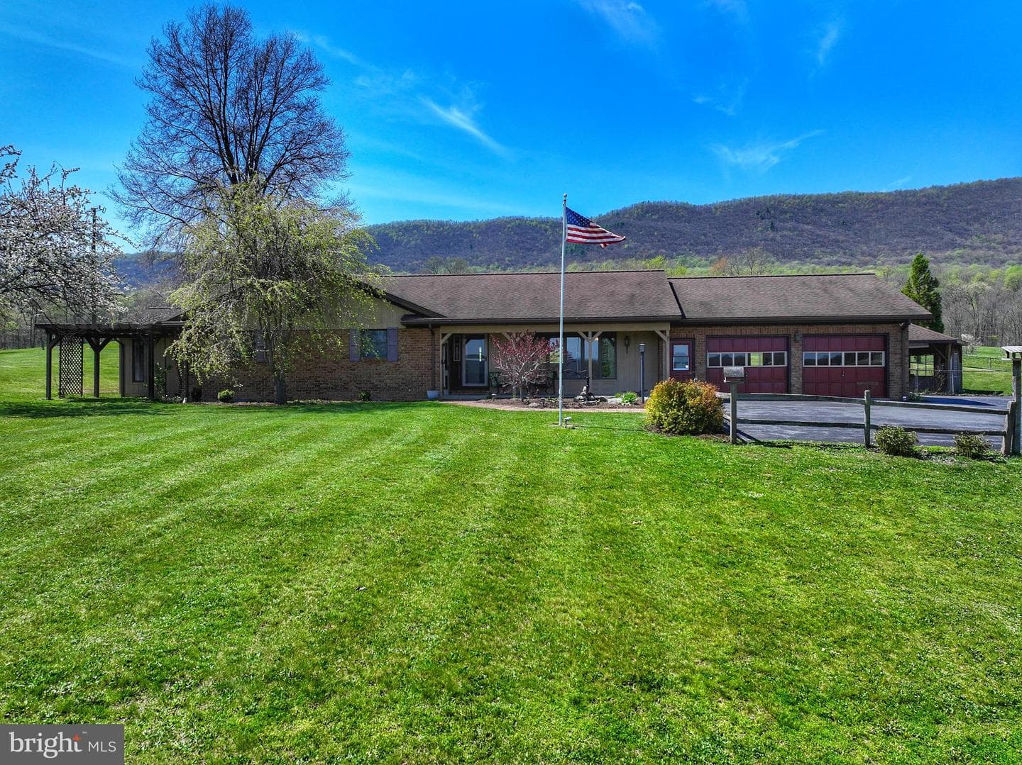 2679 Raystown Road photo 6