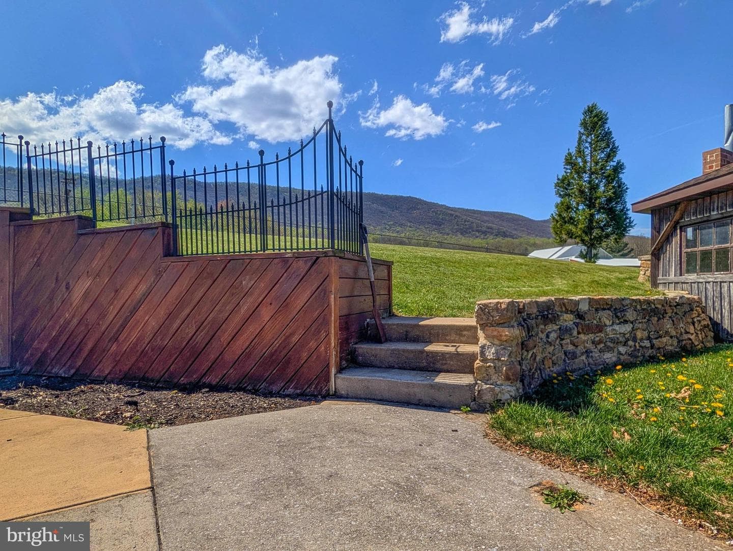 2679 Raystown Road photo 68