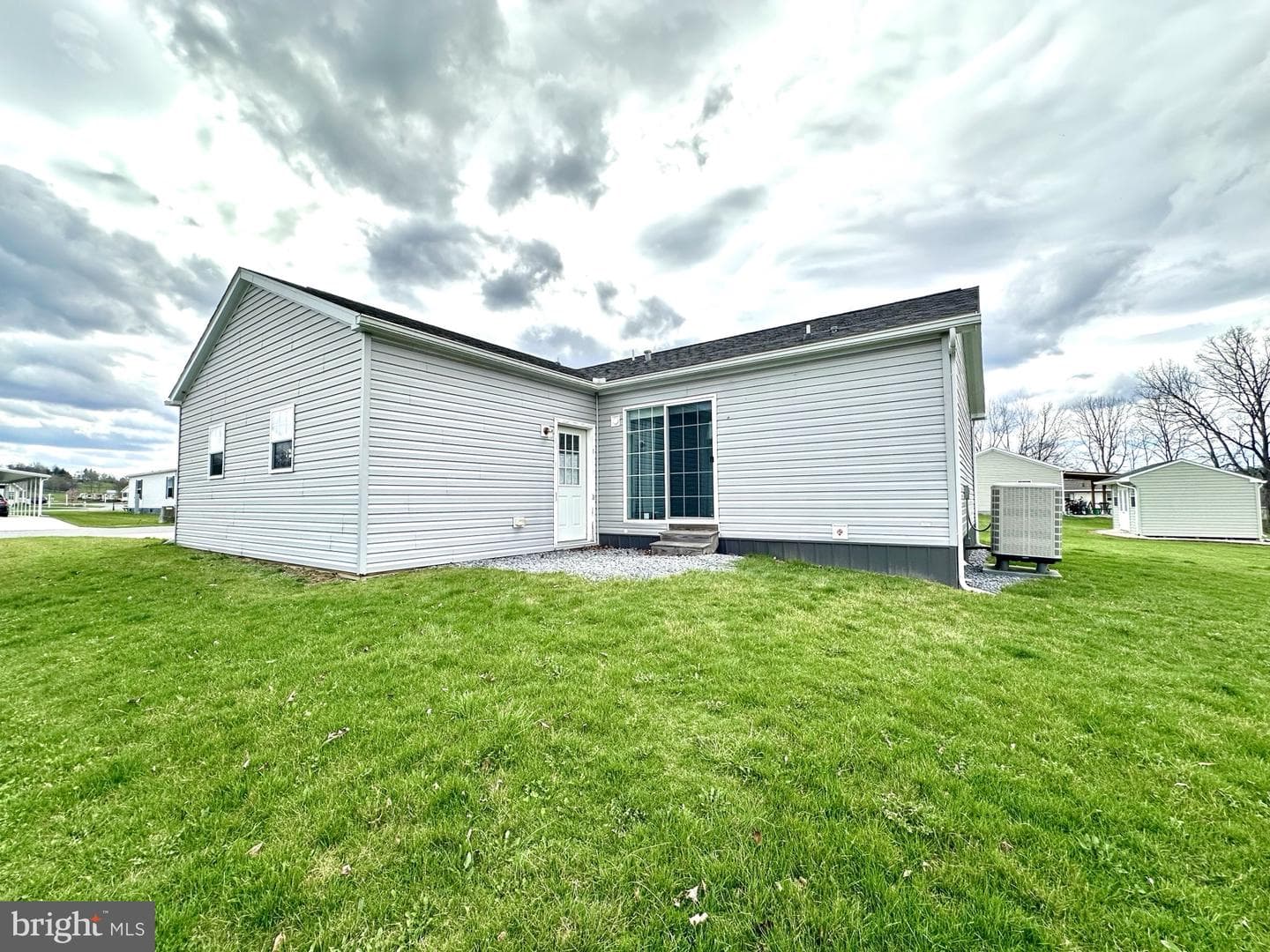 161 Serenity Circle photo 7