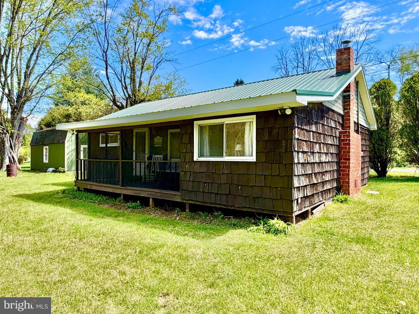 457 Cove Street photo 3
